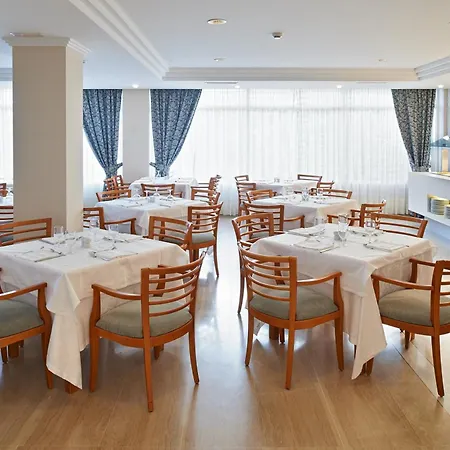 梅萨德斯时尚酒店公寓 4* 卡拉米洛